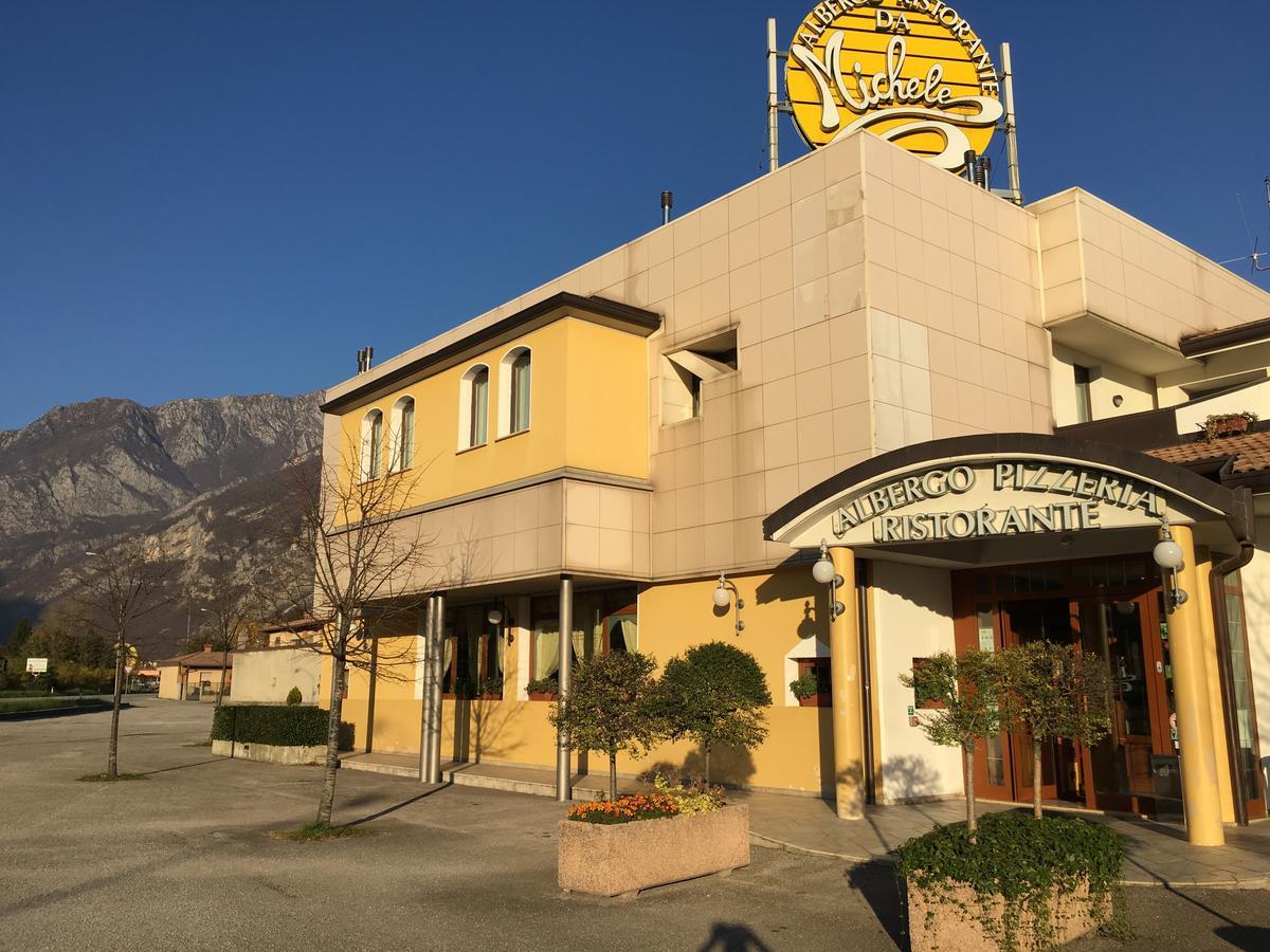 HOTEL ALBERGO RISTORANTE PIZZERIA DA MICHELE VENZONE Italia da